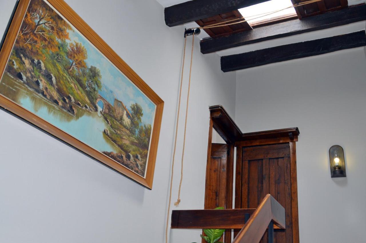 Villa Refugi Del Esquirol Sobremunt Exterior foto